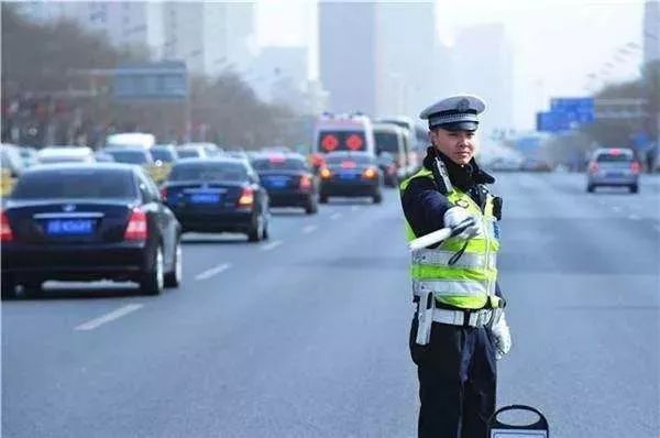 宁阳交警传递温馨提醒，最新出行资讯共享